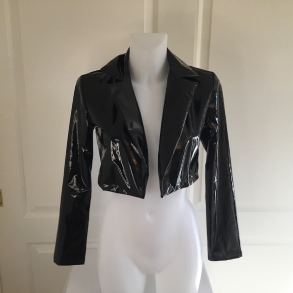 Women’s Shiny Faux Leather Long Sleeve Cropped Jacket - Bolero - Picture 3 of 7